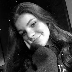 Meet your Posher, Amara